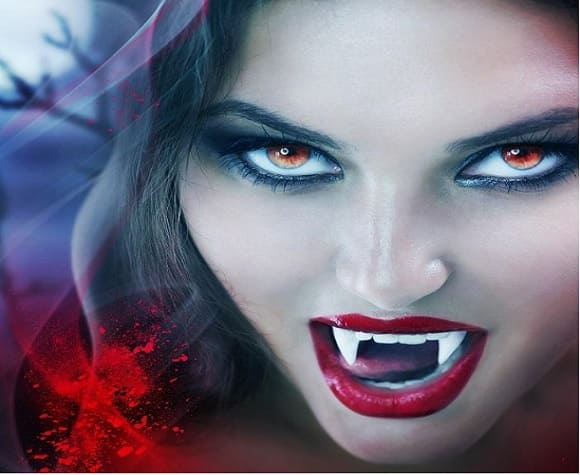 Super Sexy Female Vampire Photos